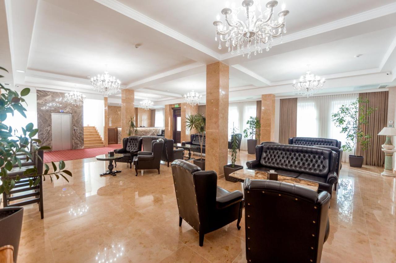 Ambassador Hotel Кишинёв Экстерьер фото